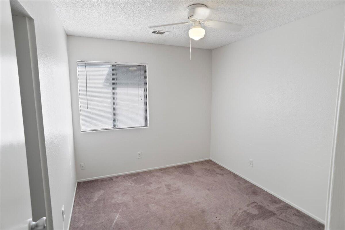 112 Horizon Road Palmdale, CA 93550 - Photo 10 of 14 09-Bedroom 3