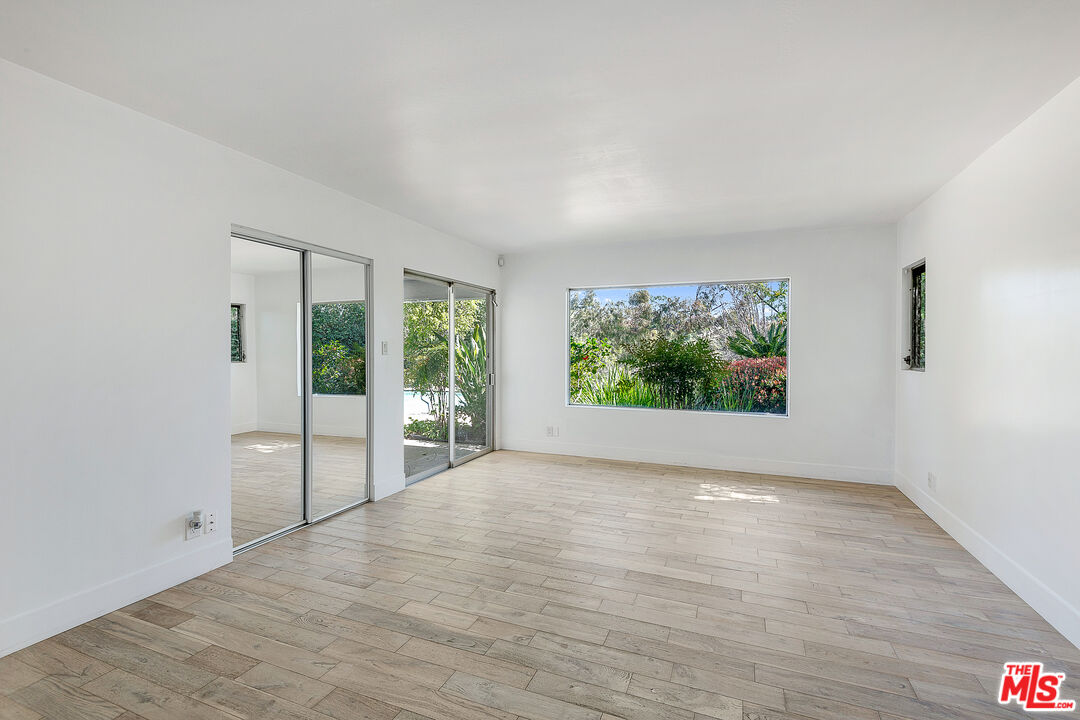 2700 Carmar Drive Los Angeles, CA 90046 - Photo 20 of 45