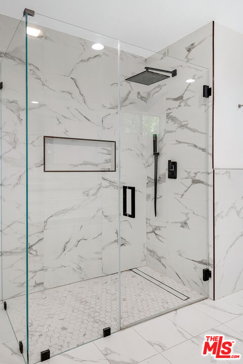 2700 Carmar Drive Los Angeles, CA 90046 - Photo 25 of 45