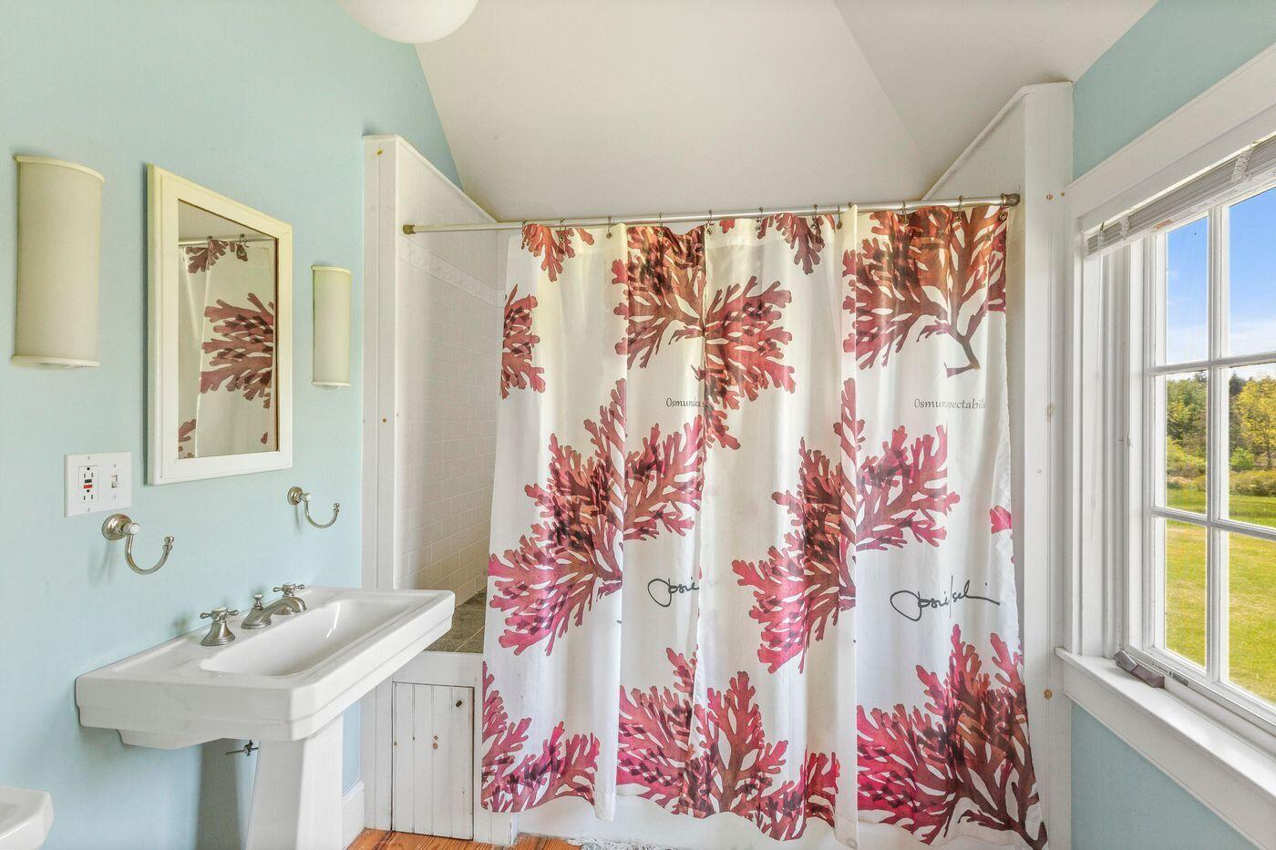 1392 North Haven Road Vinalhaven, ME 04863 - Photo 15 of 58 W15-ME2666_14