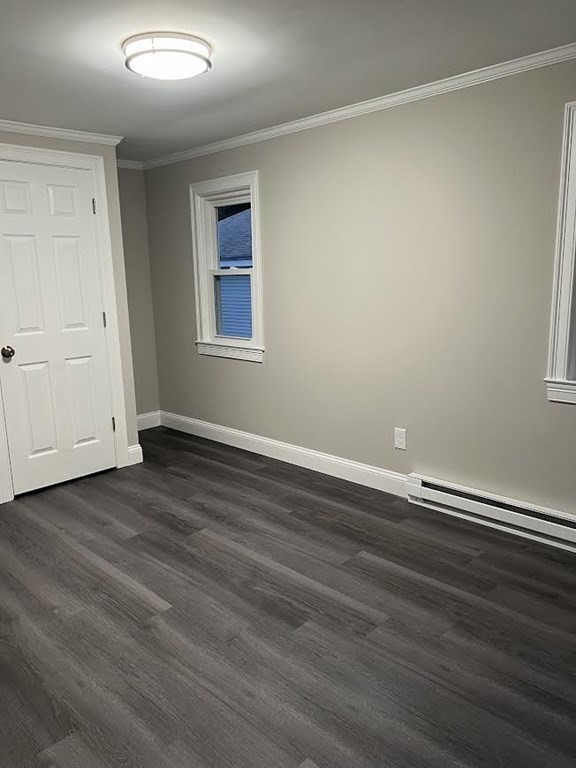 224 Parkerview Street Springfield, MA 01129 - Photo 8 of 12 Gallery Image 8