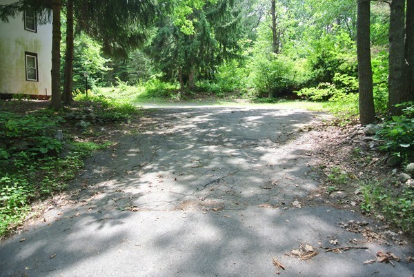 202 Fitch Road Clinton, MA 01510 - Photo 12 of 13