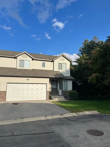 $239,900 | 1035 Petra Court Southwest, Pine Island, MN 55963