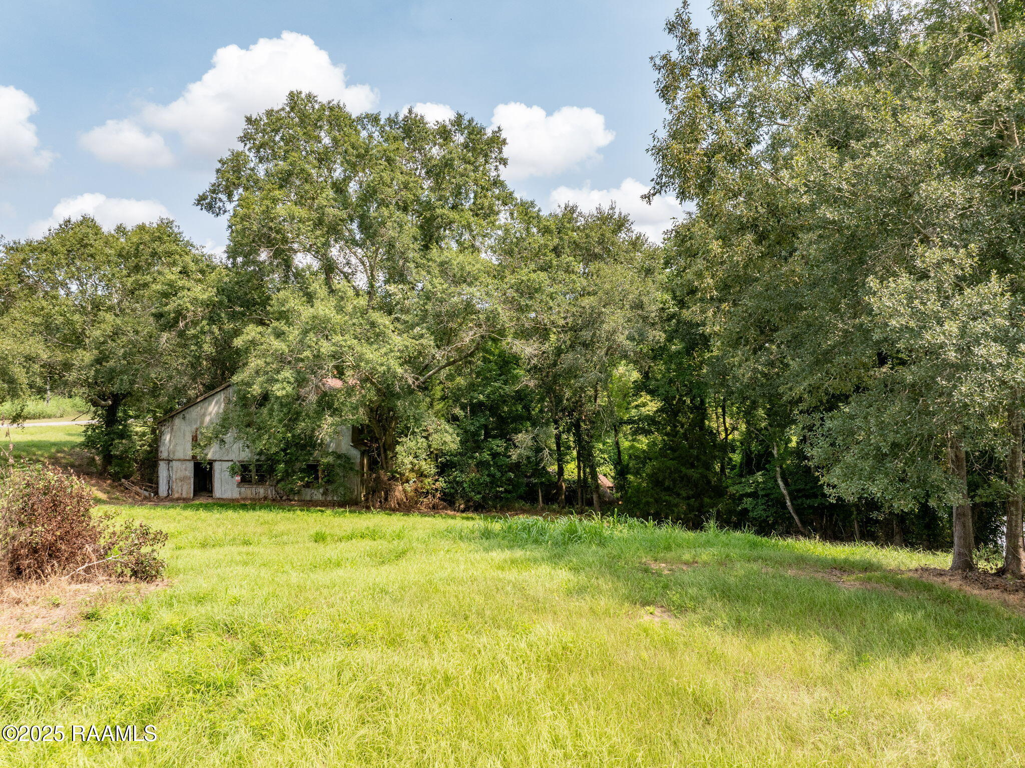 4013 Woodlawn Road Maurice, LA 70555 - Photo 14 of 22 21-web-or-mls-DJI_20250808001553_0501_D