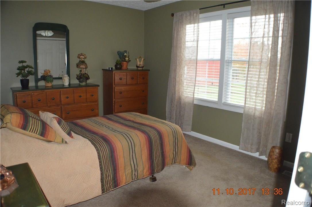 2188 Fowlerville Road Fowlerville, MI 48836 - Photo 23 of 58 DSC_0033.JPG