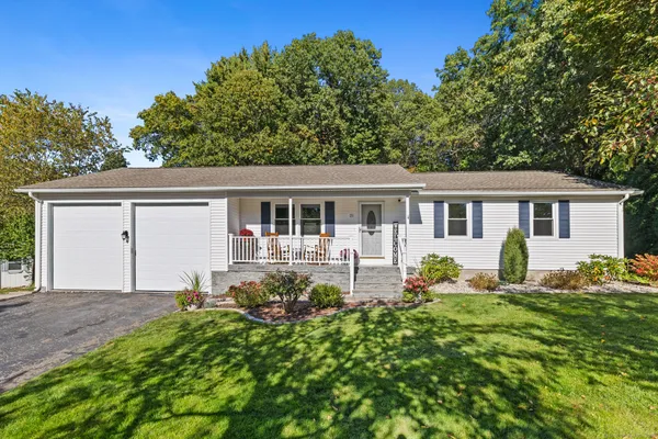$469,900 | 21 Gideon Lane, Glastonbury, CT 06033