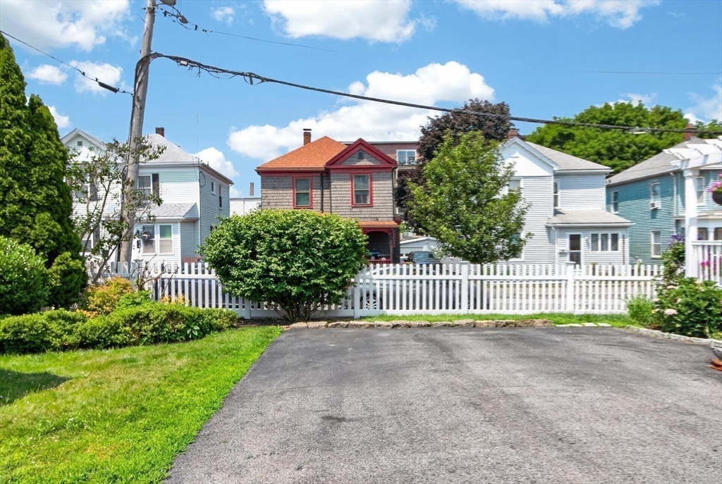 32 Arthur Street, Unit 2 Beverly, MA 01915 - Photo 33 of 36