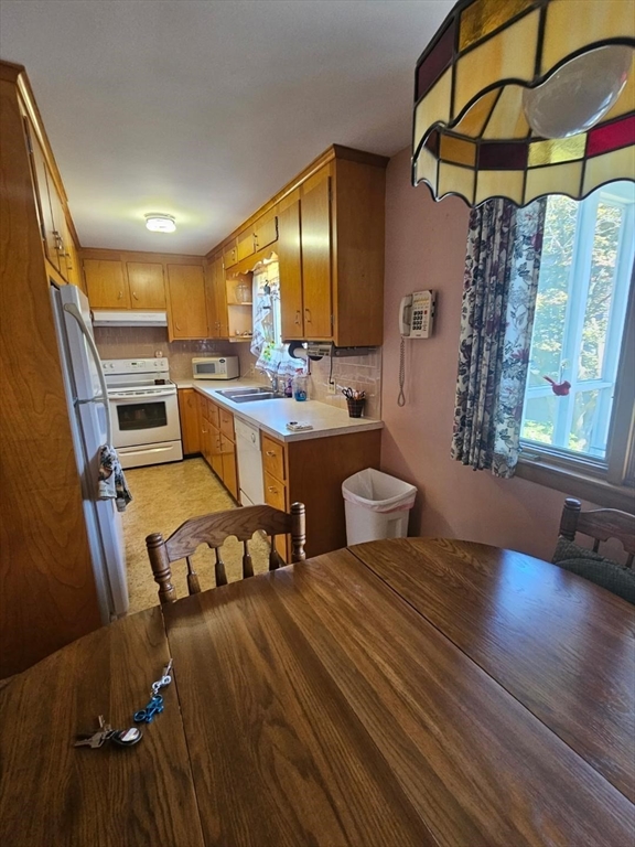 547 Robeson Street, Unit 1 Fall River, MA 02720 - Photo 1 of 13