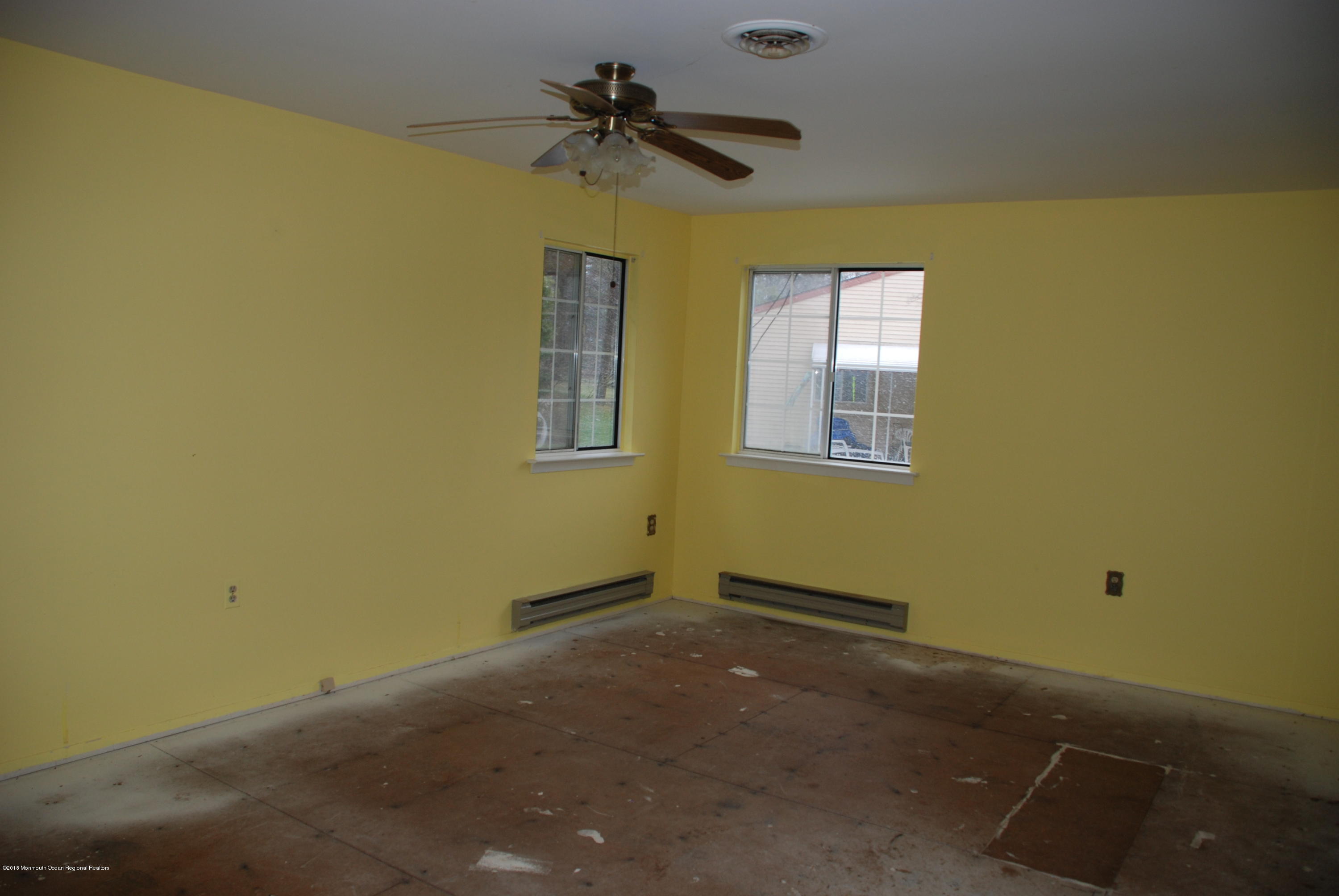 75 Sunset Road Whiting, NJ 08759 - Photo 12 of 28 DSC_1437
