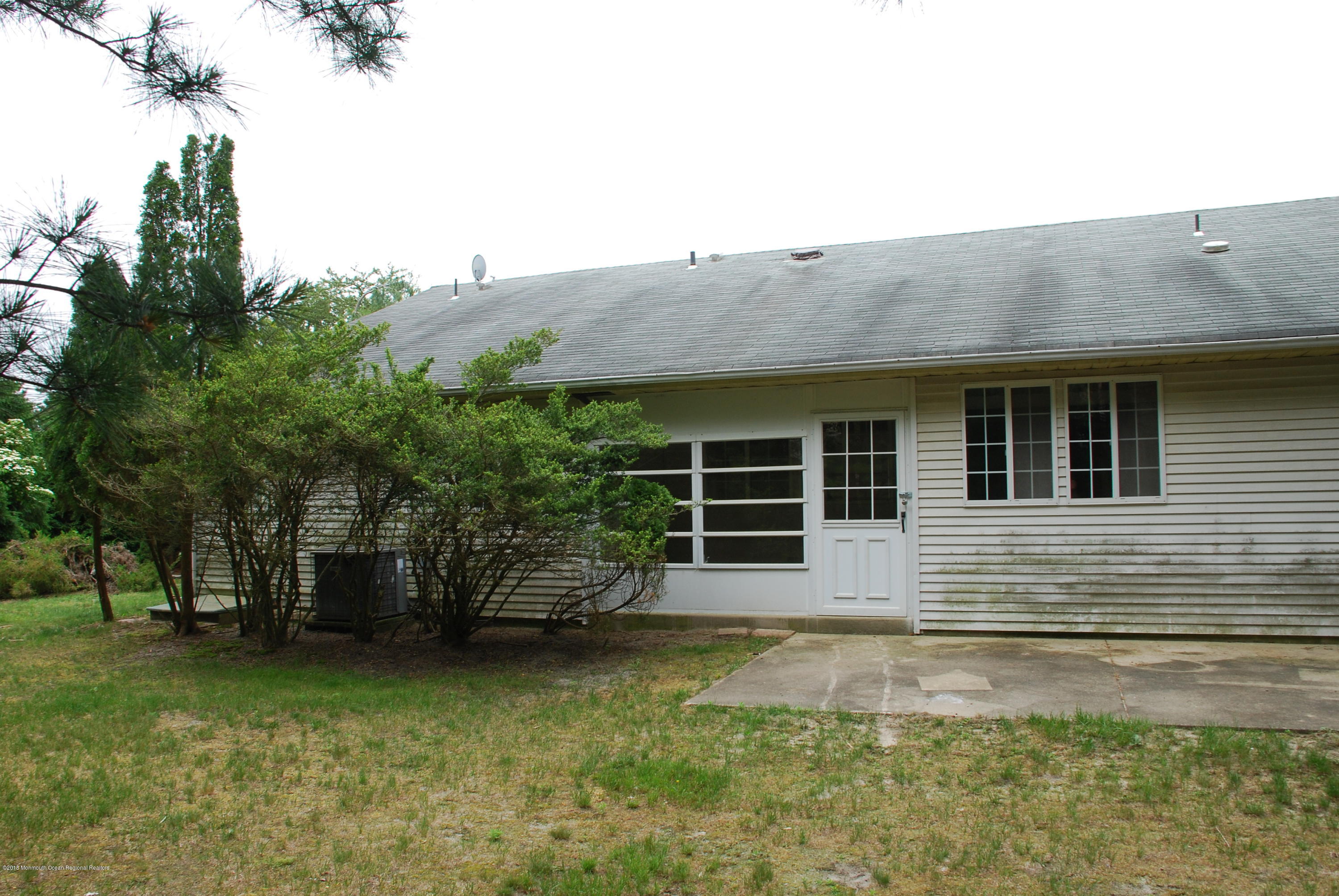 75 Sunset Road Whiting, NJ 08759 - Photo 26 of 28 DSC_1595
