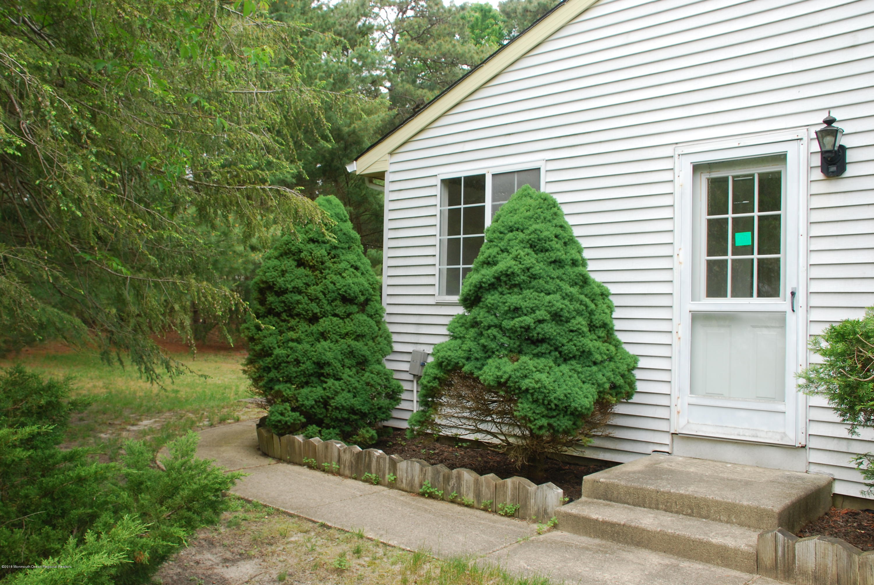 75 Sunset Road Whiting, NJ 08759 - Photo 27 of 28 DSC_1593