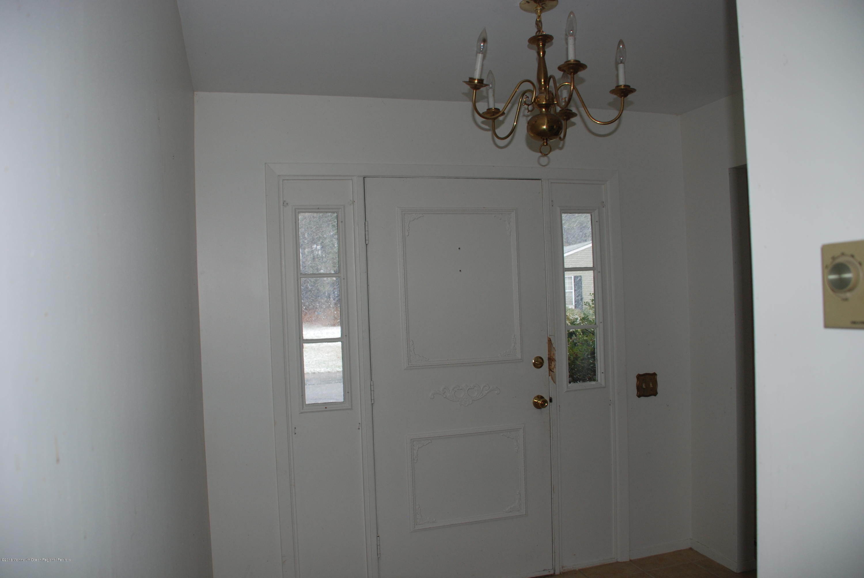 75 Sunset Road Whiting, NJ 08759 - Photo 5 of 28 DSC_1440