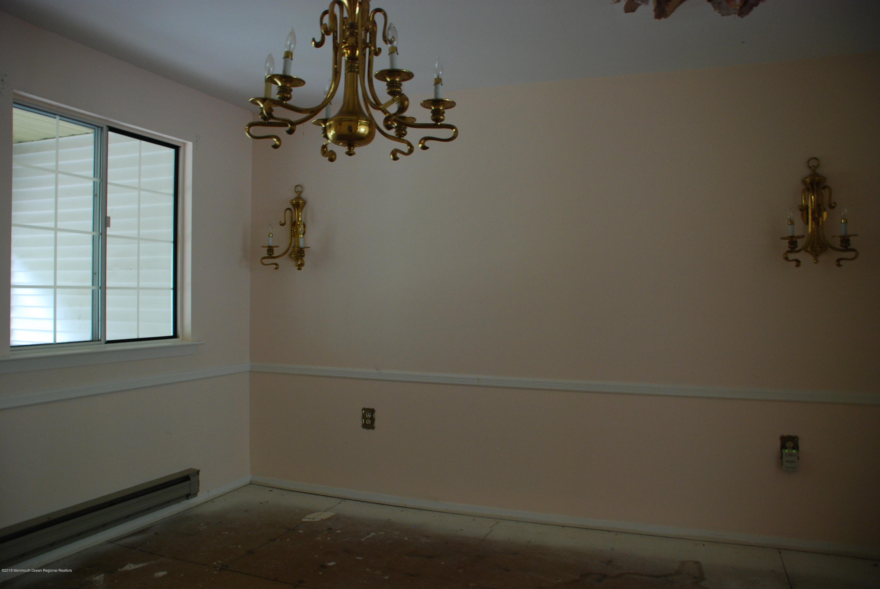 75 Sunset Road Whiting, NJ 08759 - Photo 8 of 28 DSC_1578
