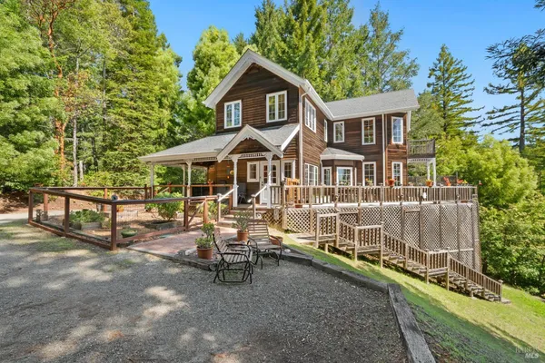 $830,000 | 46131 Sunset Drive, Gualala, CA 95445