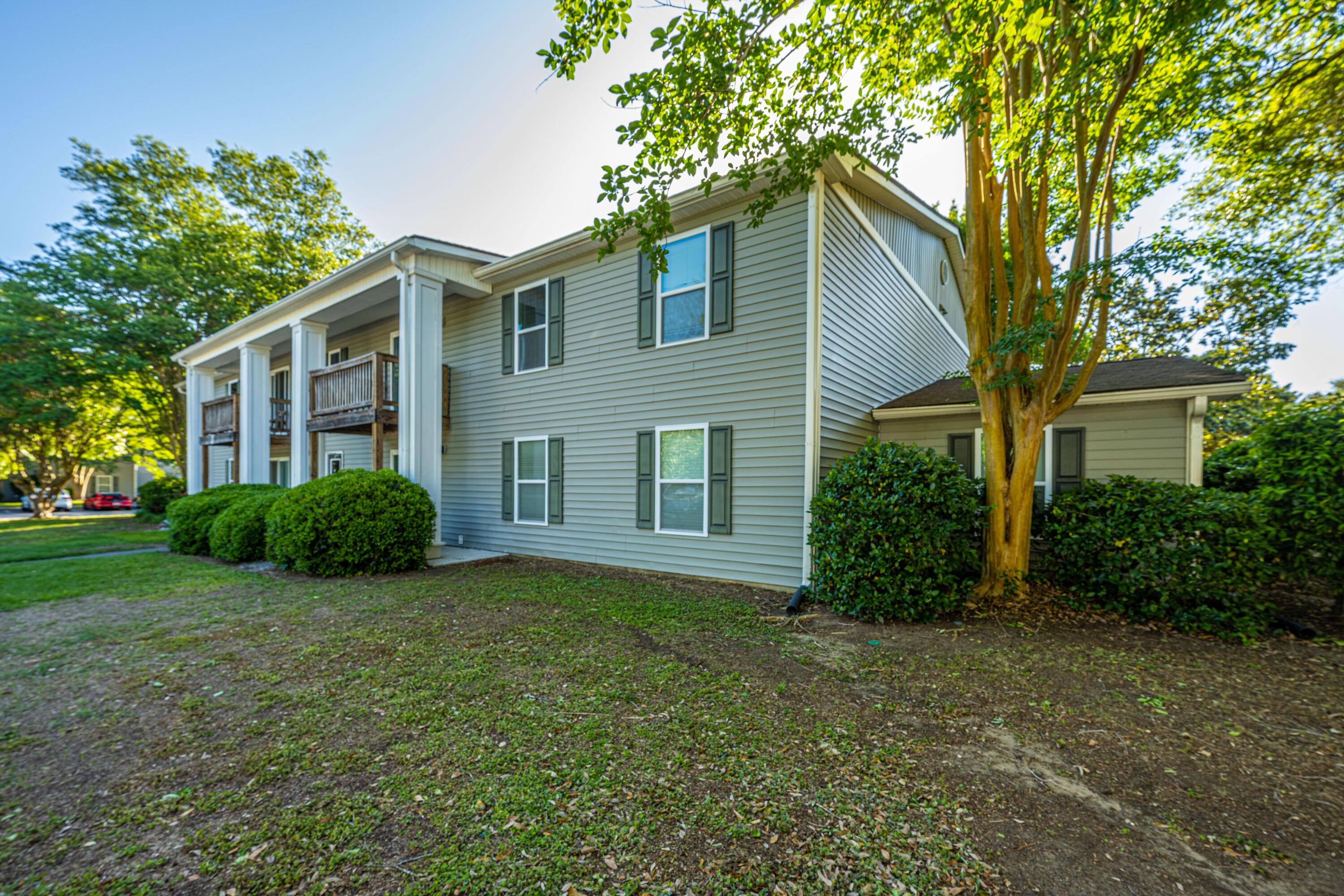 1402 Camp Road, Unit 8E Charleston, SC 29412 - Photo 1 of 31 1402CampRdApt8E03