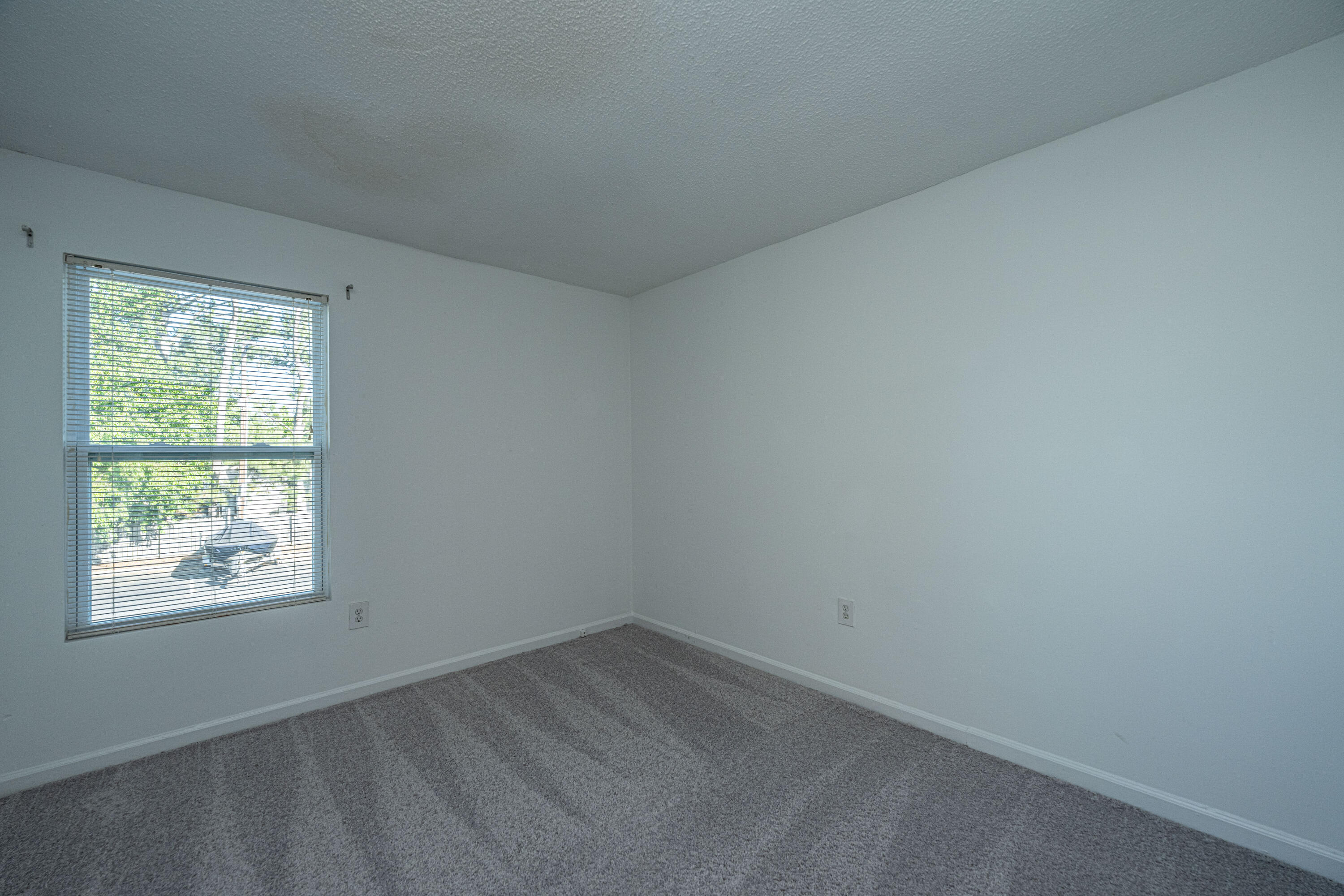 1402 Camp Road, Unit 8E Charleston, SC 29412 - Photo 23 of 31 1402CampRdApt8E25