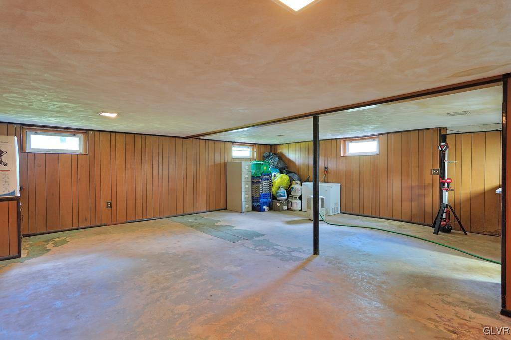 4260 Wellesley Road Bethlehem, PA 18017 - Photo 25 of 32 Gallery Image 25