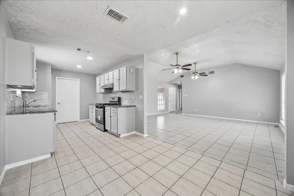 $1,500 | 1911 Green Star Court, Missouri City, TX 77489