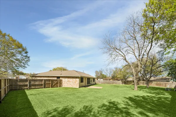 $1,500 | 1911 Green Star Court, Missouri City, TX 77489