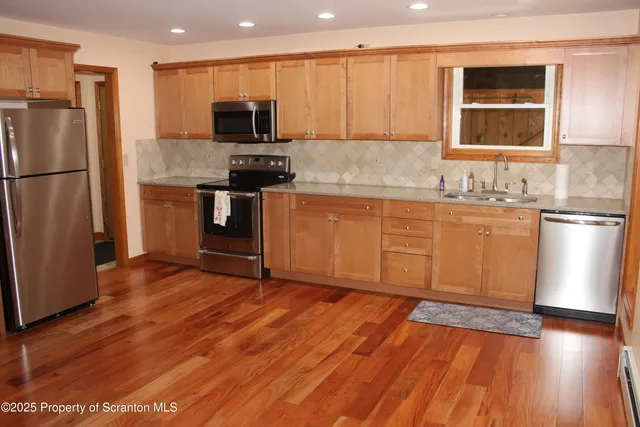 $346,000 | 1253 Bacontown Road, Nicholson, PA 18446