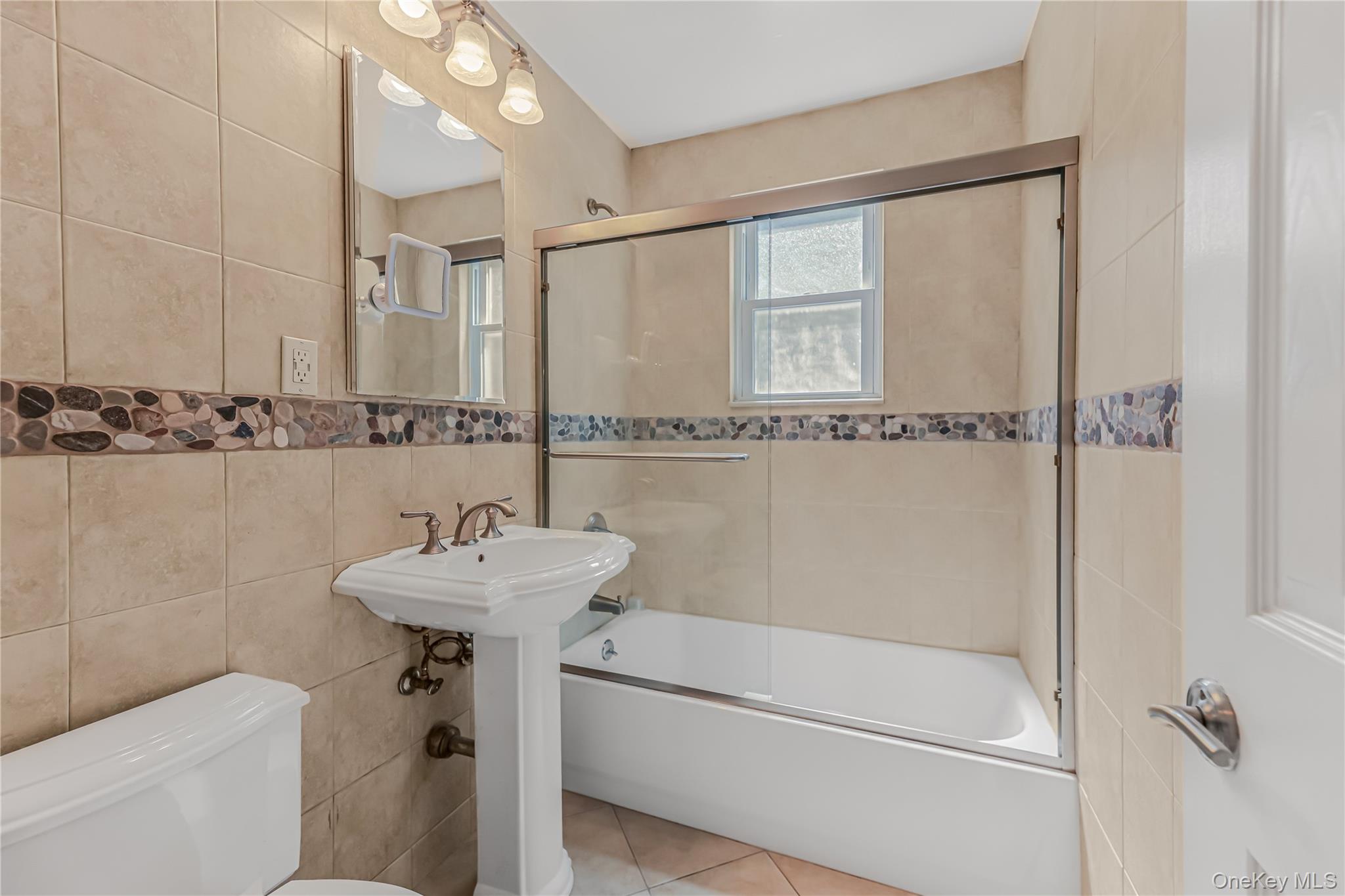 676 Scarsdale Road Tuckahoe, NY 10707 - Photo 11 of 24