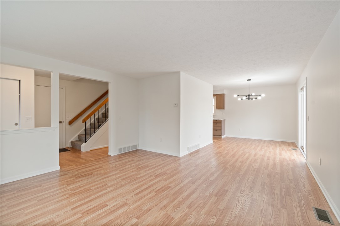 651 Neros Run Webster, NY 14580 - Photo 5 of 33