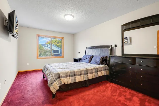 $209,000 | 516 Roundhouse Street, Shakopee, MN 55379