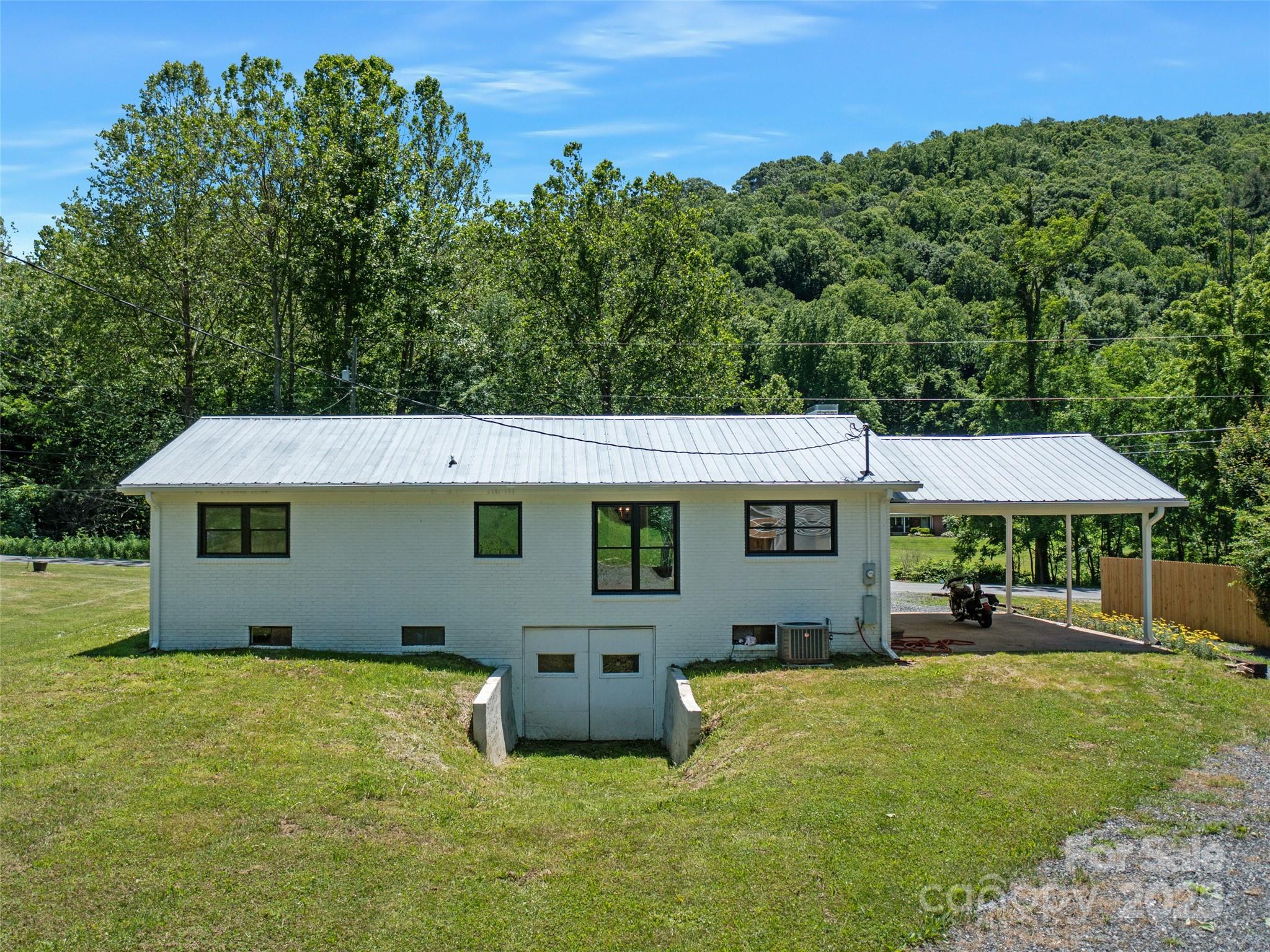 263 Stagger Weed Road Bakersville, NC 28705 - Photo 25 of 48