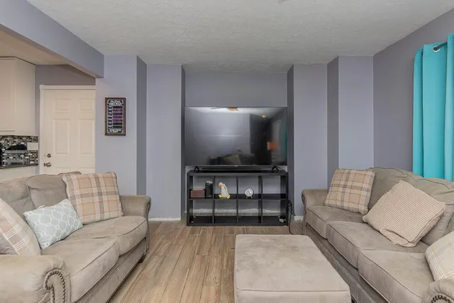 $279,000 | 24271 Thousand Oaks Drive, Mattawan, MI 49071