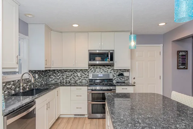 $279,000 | 24271 Thousand Oaks Drive, Mattawan, MI 49071