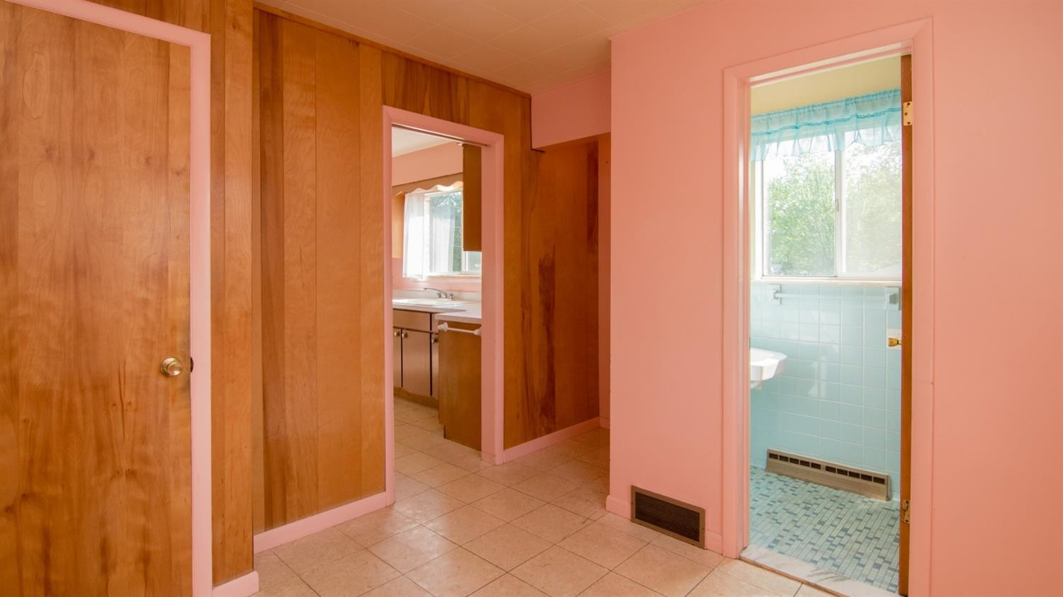 392 Mills Road Saline, MI 48176 - Photo 17 of 48 Photo 17