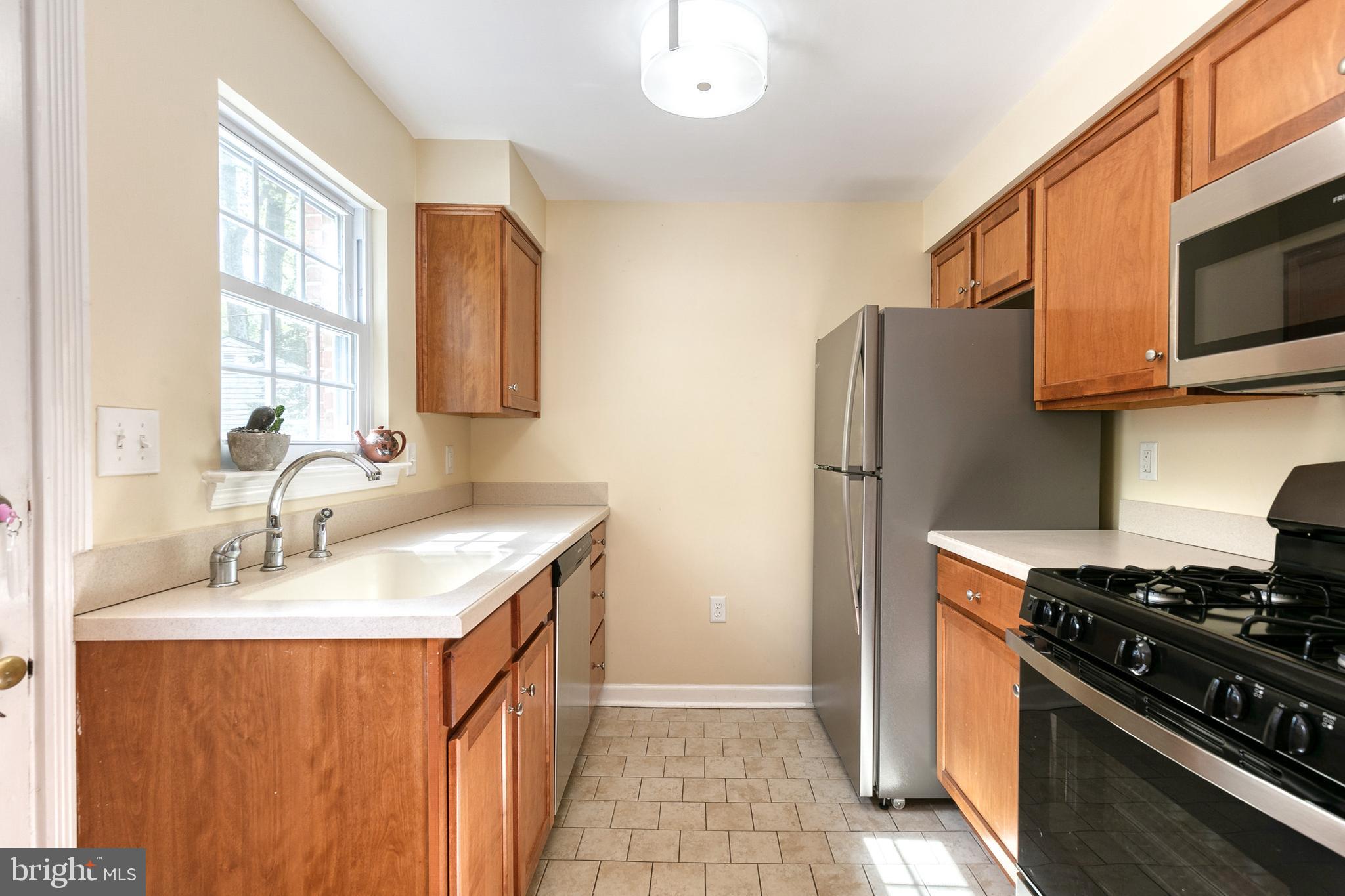 903 Olmstead Road Pikesville, MD 21208 - Photo 13 of 31