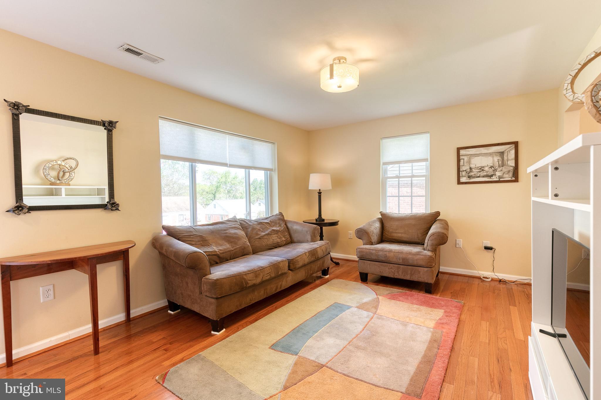 903 Olmstead Road Pikesville, MD 21208 - Photo 5 of 31