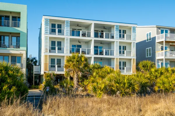 $935,000 | 115 East Arctic Avenue, Unit 1A, Folly Beach, SC 29439