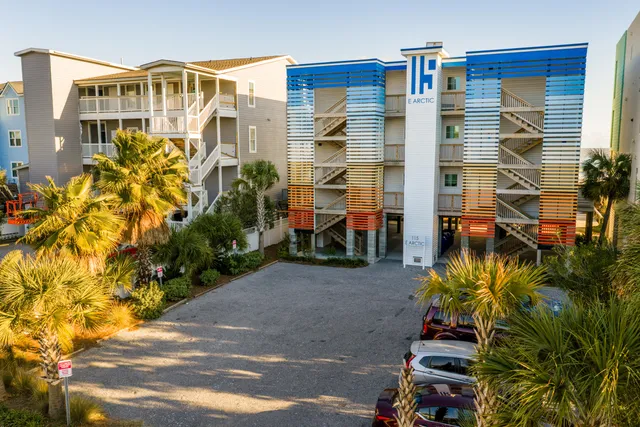 $935,000 | 115 East Arctic Avenue, Unit 1A, Folly Beach, SC 29439