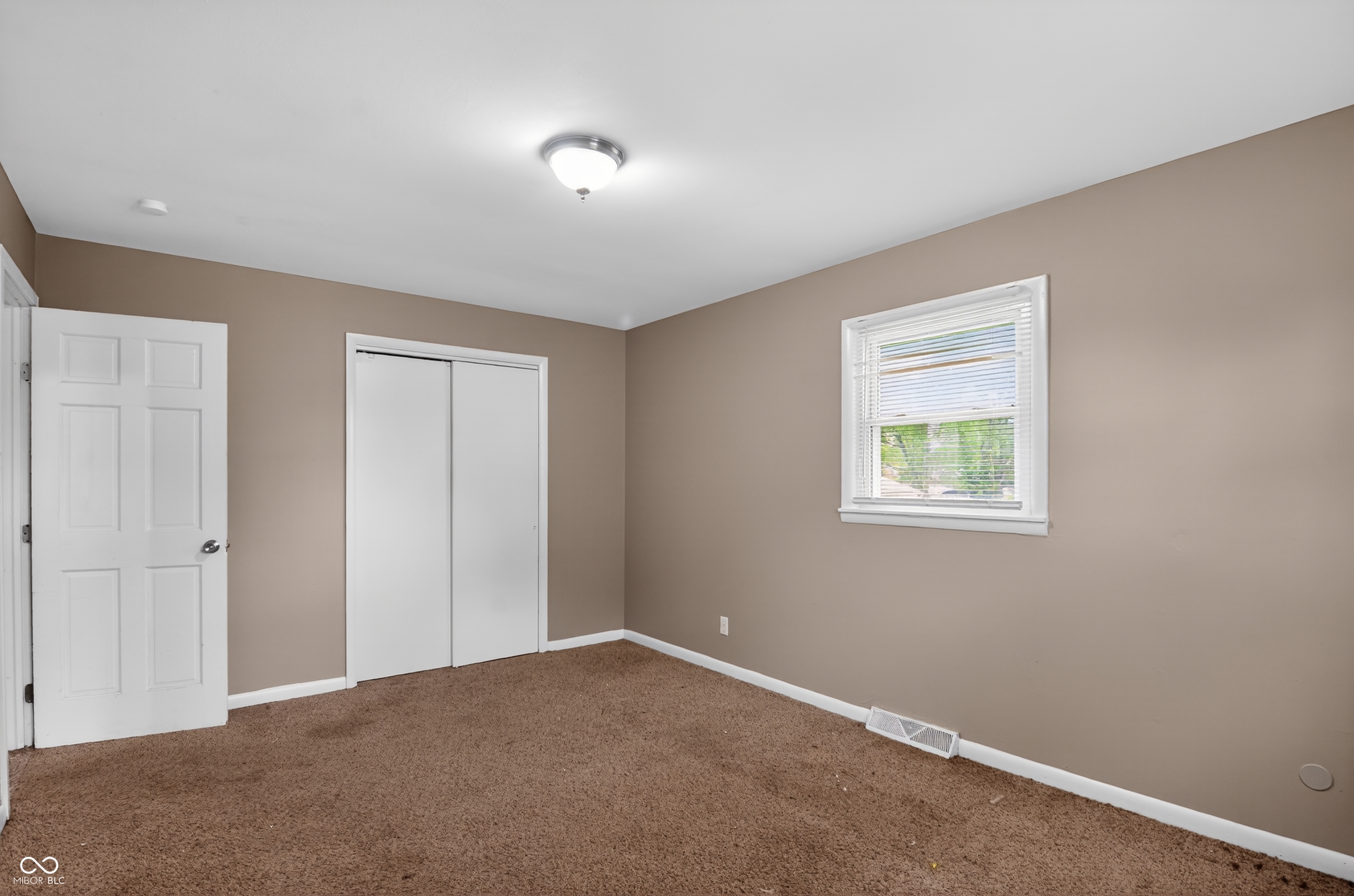 4231 Thompson Road Indianapolis, IN 46237 - Photo 27 of 40
