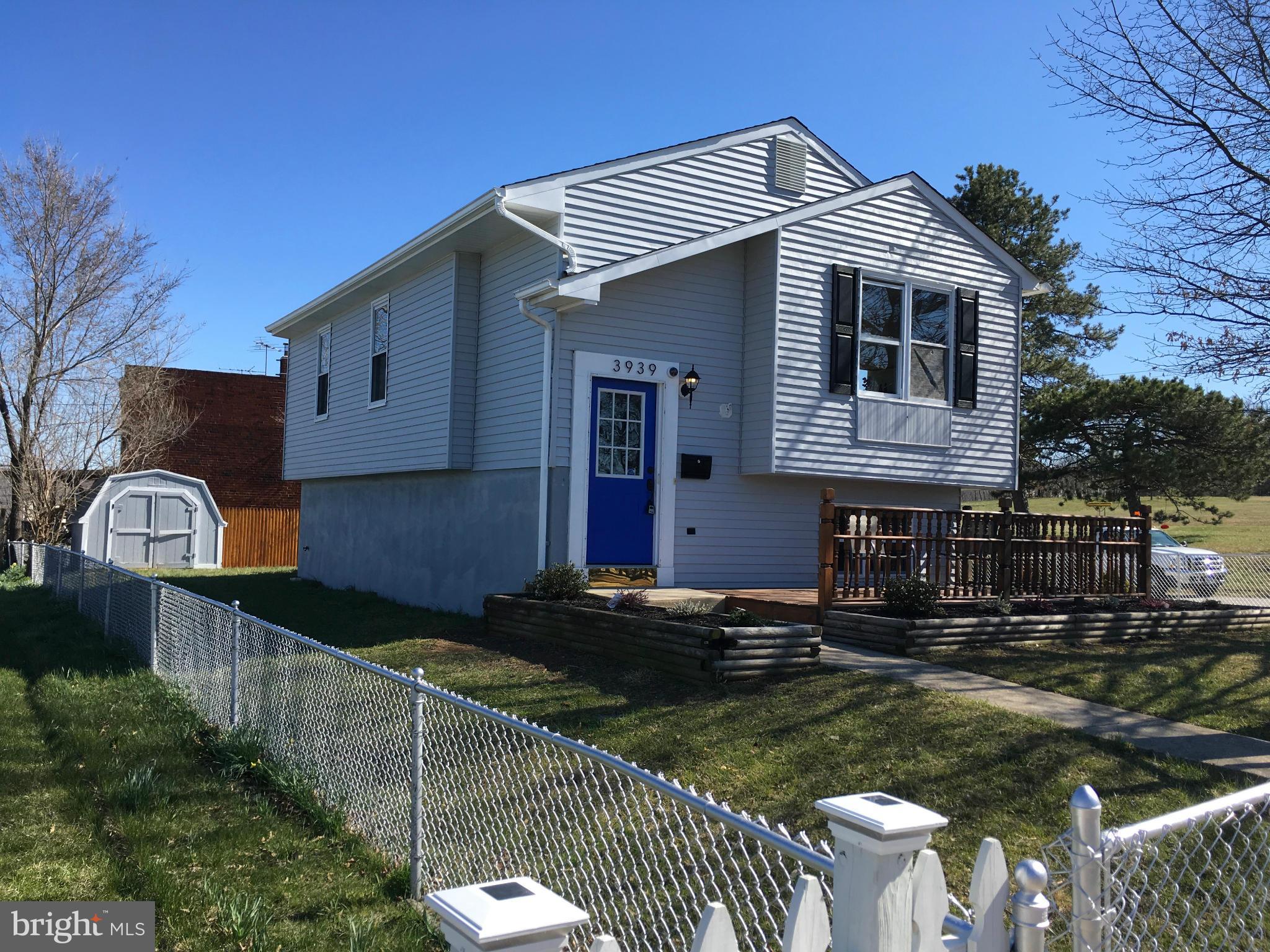 3939 Inner Circle Baltimore, MD 21225 - Photo 1 of 1 Exterior (Front)