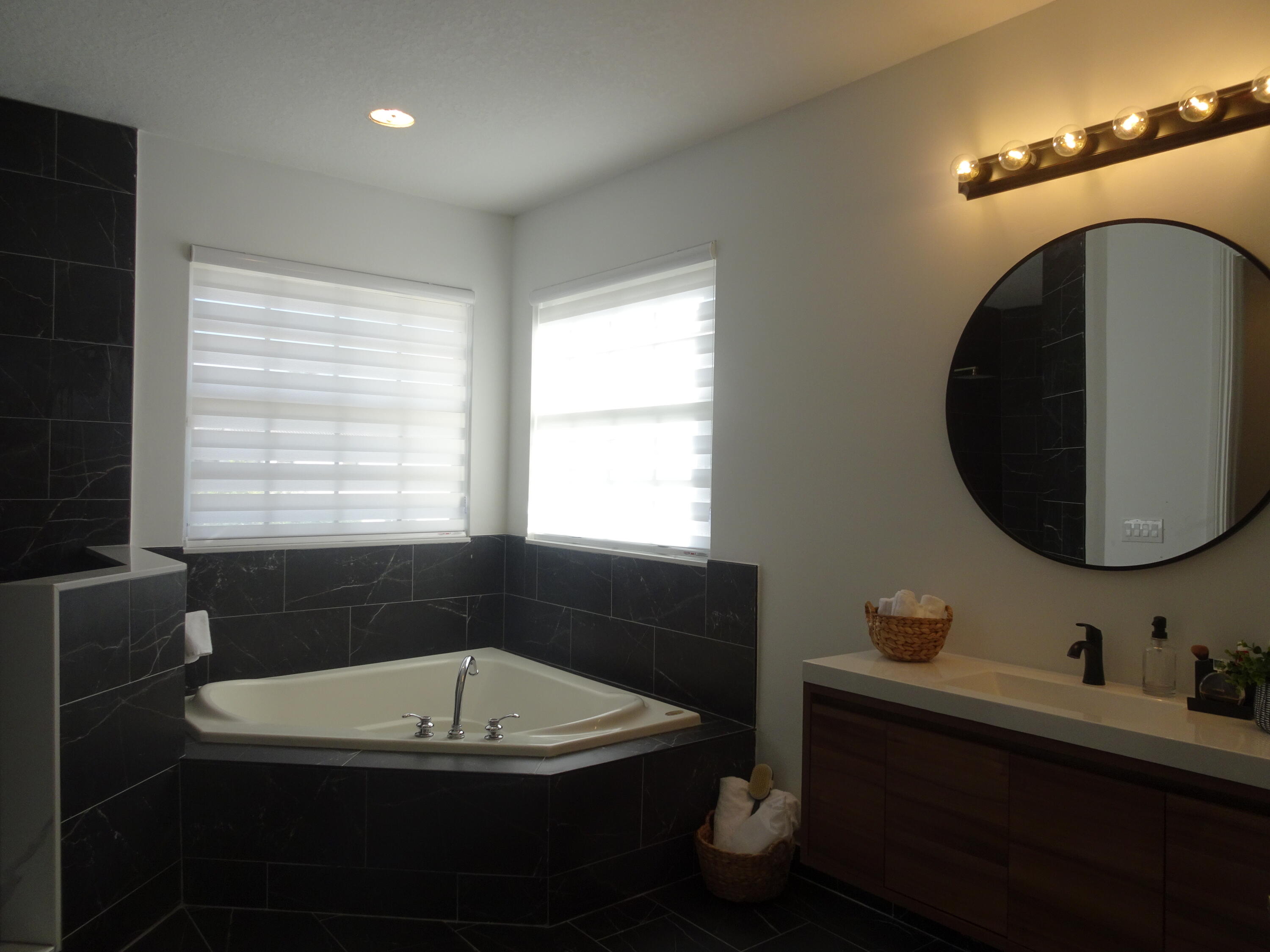 21187 La Vista Circle Boca Raton, FL 33428 - Photo 13 of 37 DSC01375