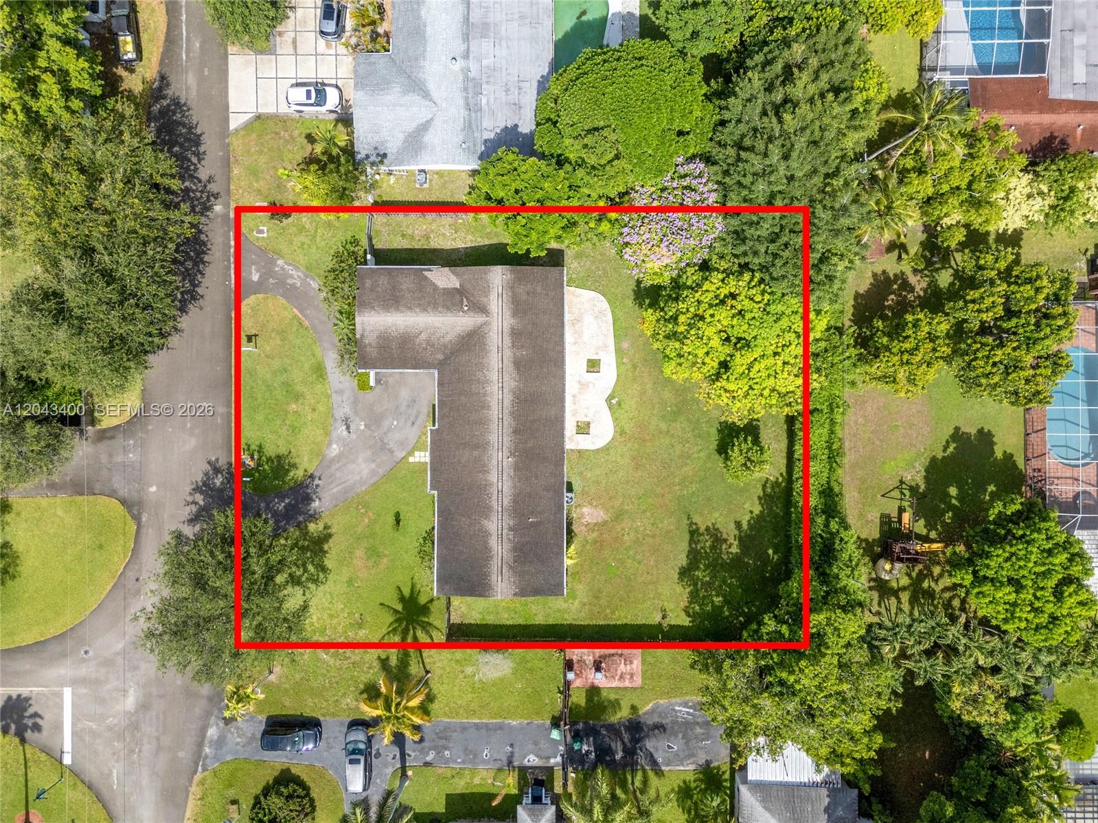 8255 Southwest 134th Street Pinecrest, FL 33156 - Photo 2 of 28
