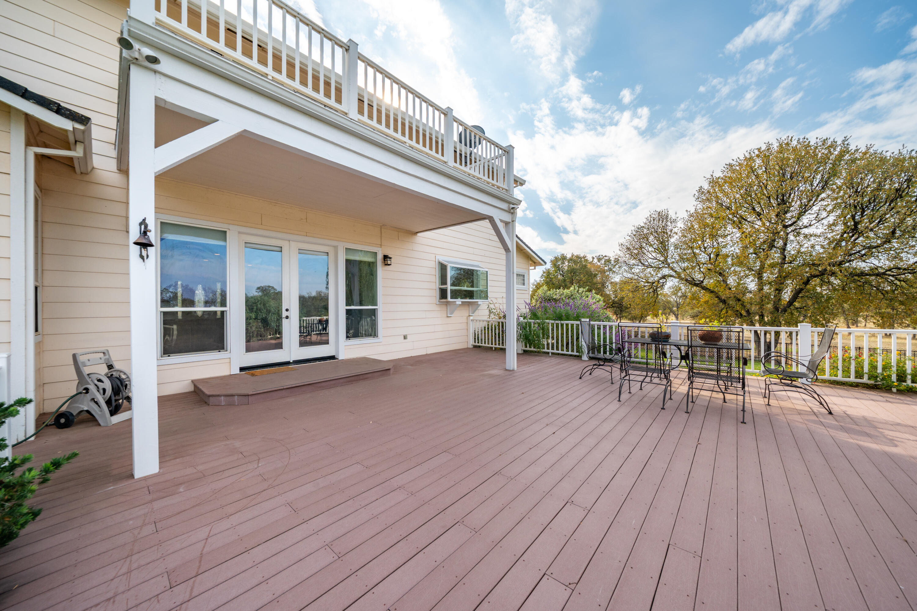 8180 Whispering Oaks Road Redding, CA 96002 - Photo 53 of 100 DOWNSTAIRS PATIO