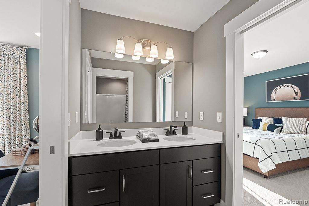 7800 Willis Road Ypsilanti, MI 48197 - Photo 14 of 49 Full bath