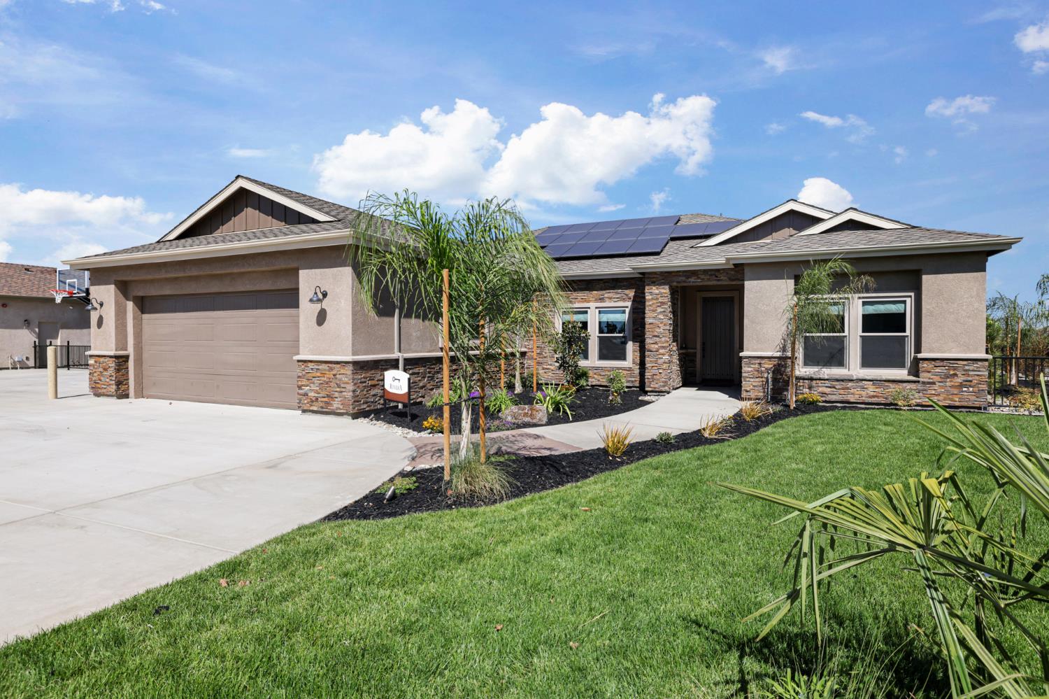 9467 East Jahant Road Acampo, CA 95220 - Photo 1 of 22