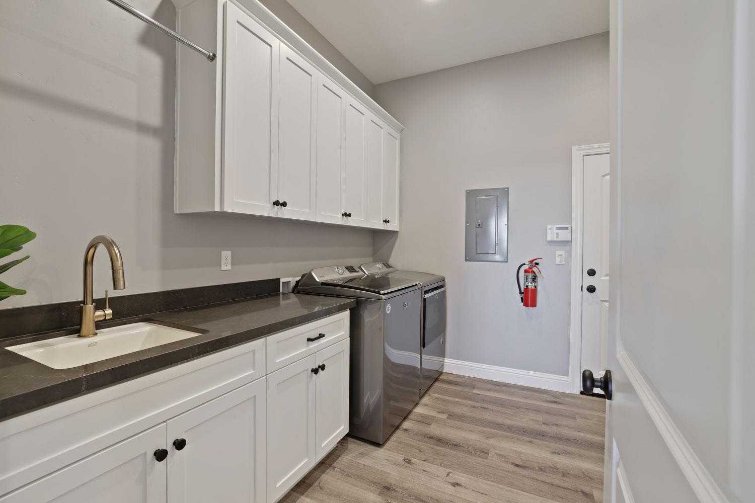 9467 East Jahant Road Acampo, CA 95220 - Photo 8 of 22