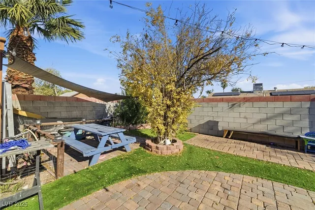 $289,900 | 2504 Sandy Lane, Las Vegas, NV 89115