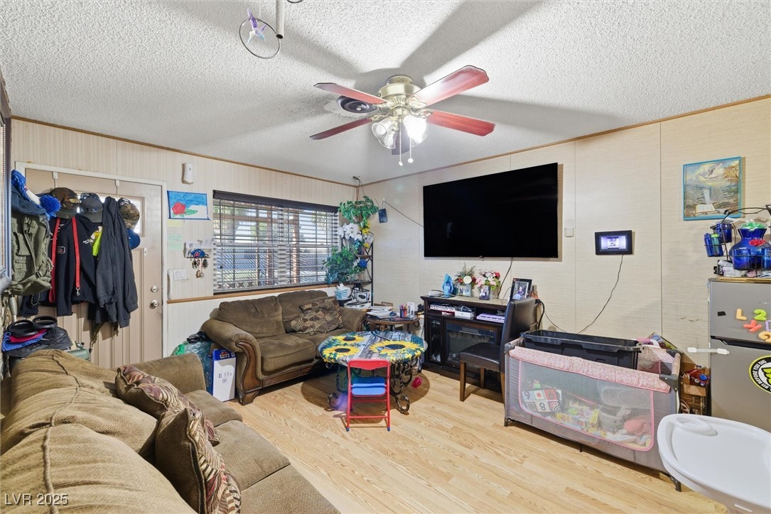 2504 Sandy Lane Las Vegas, NV 89115 - Photo 5 of 29