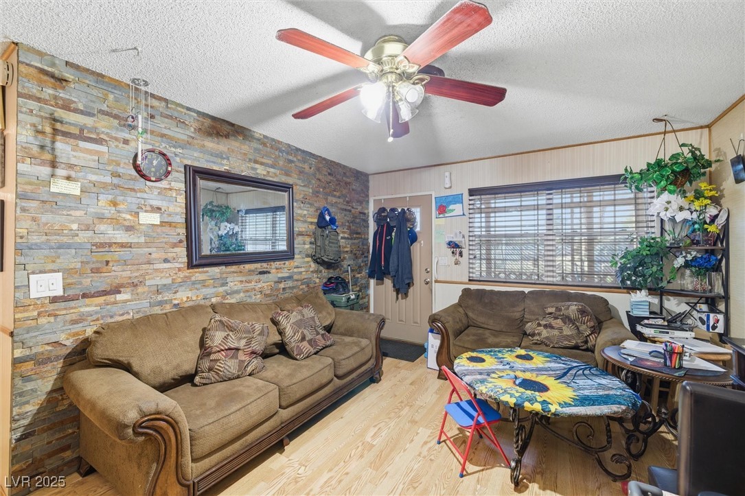 2504 Sandy Lane Las Vegas, NV 89115 - Photo 6 of 29