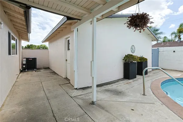 $1,049,900 | 1313 North Crestlane Place, Anaheim, CA 92805