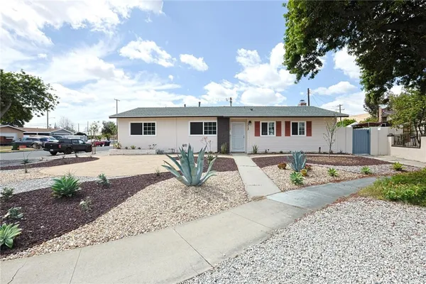$1,049,900 | 1313 North Crestlane Place, Anaheim, CA 92805