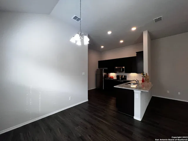 $1,345 | 9229 Groff Landing, Unit 1, Converse, TX 78109