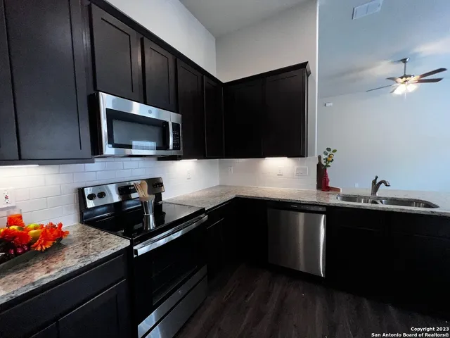 $1,345 | 9229 Groff Landing, Unit 1, Converse, TX 78109